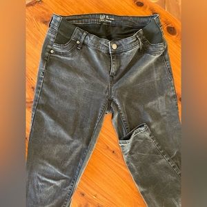 Gap 30Long black maternity jeans